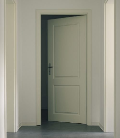 cambiar la cerradura de una puerta exterior